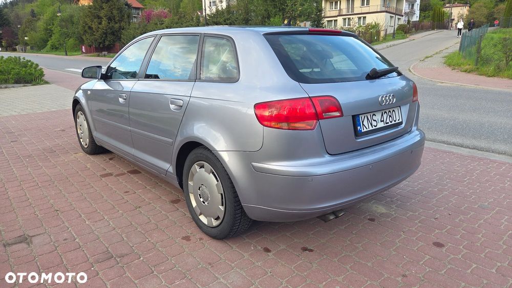 Audi A3 Sportback 1.9 TDIe DPF - 4