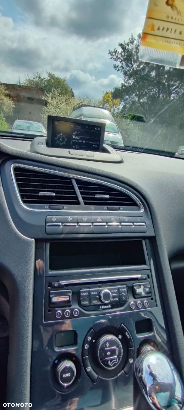 Peugeot 5008 - 21