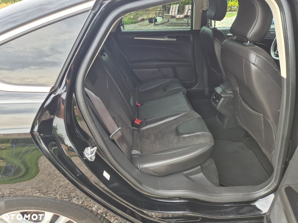 Ford Mondeo 2.0 TDCi STart-Stopp Titanium - 15