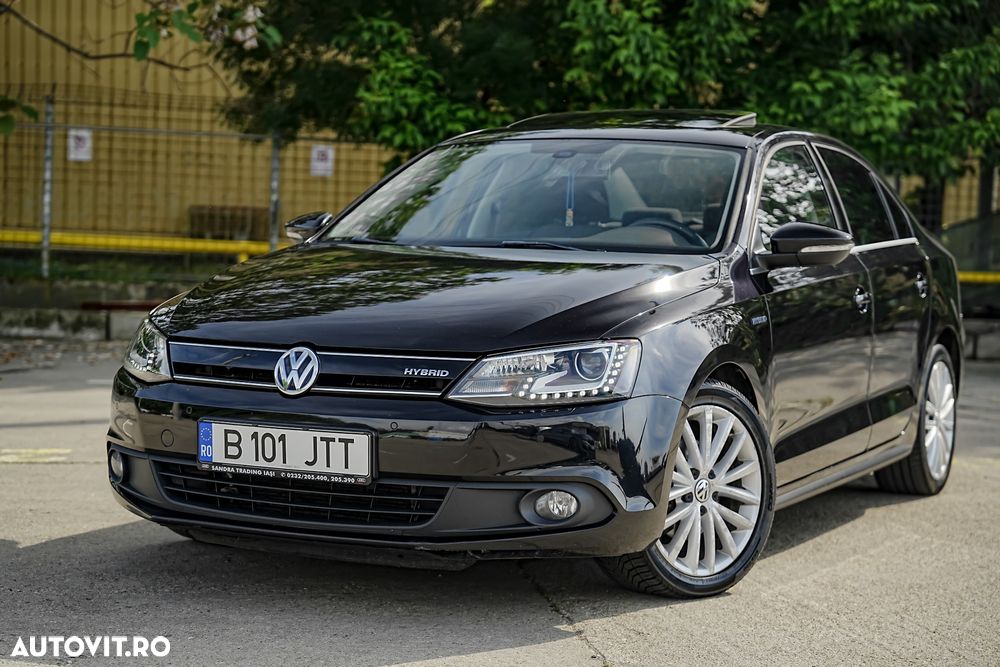 Volkswagen Jetta 1.4 DSG Comfortline - 1