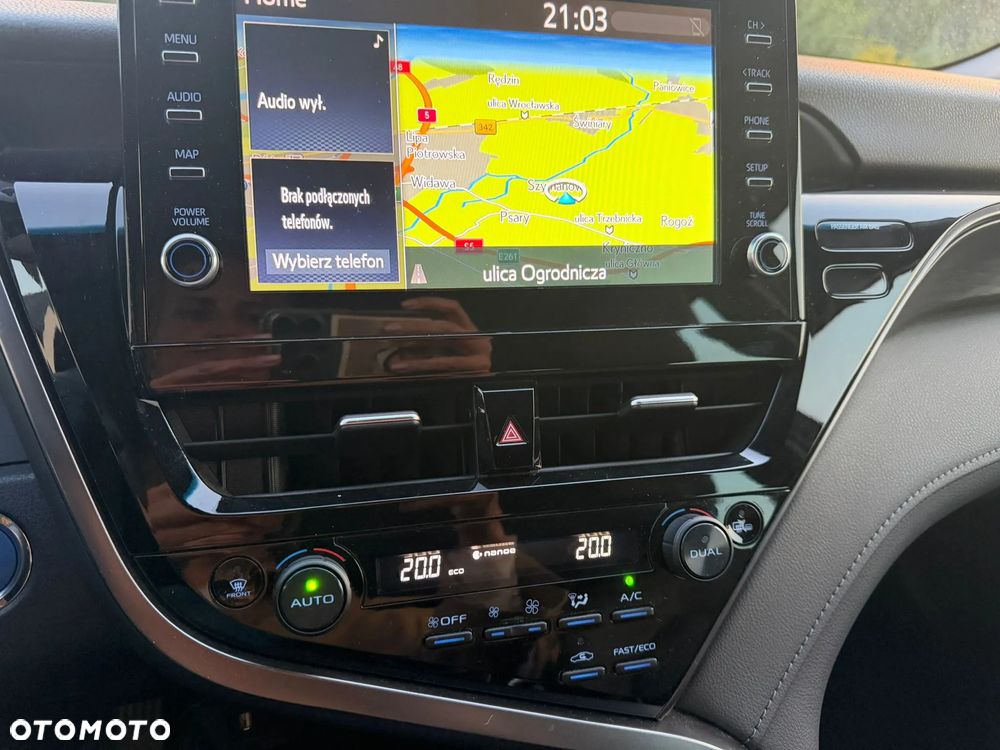 Toyota Camry 2.5 Hybrid Executive CVT - 7
