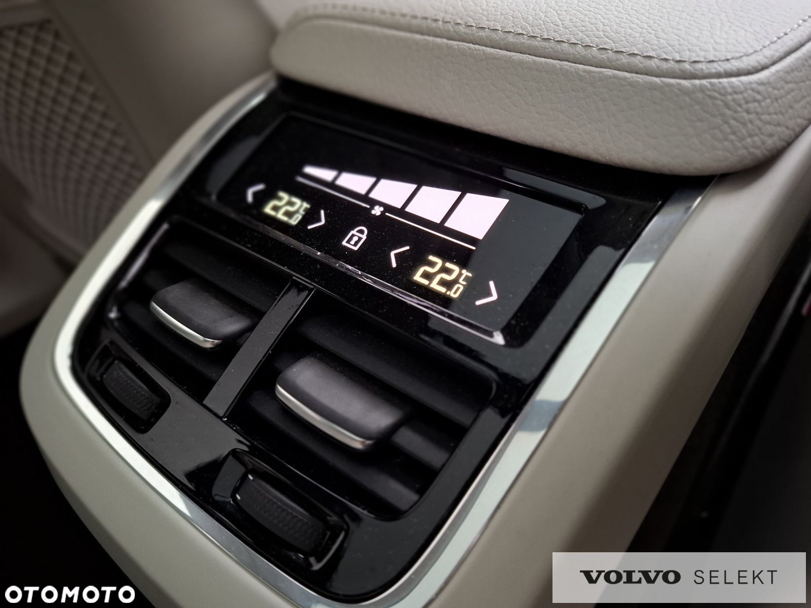 Volvo XC 60 - 28