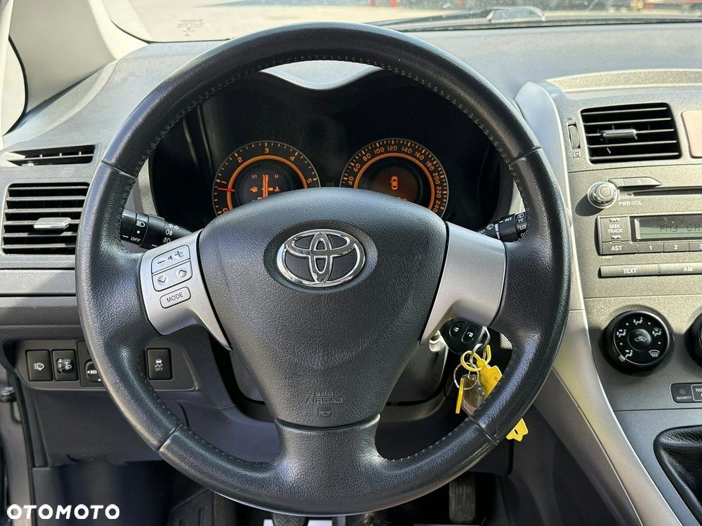 Toyota Auris 1.4 D-4D Premium - 7