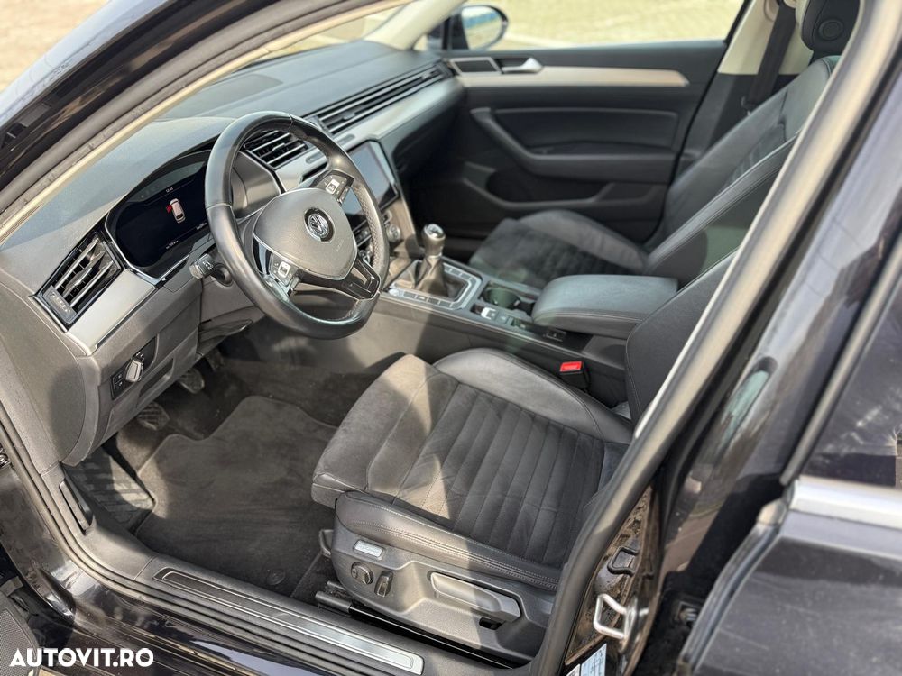 Volkswagen Passat 2.0 TDI R Executive - 2