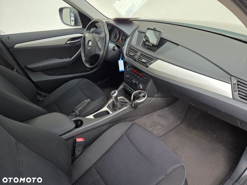 BMW X1 - 10