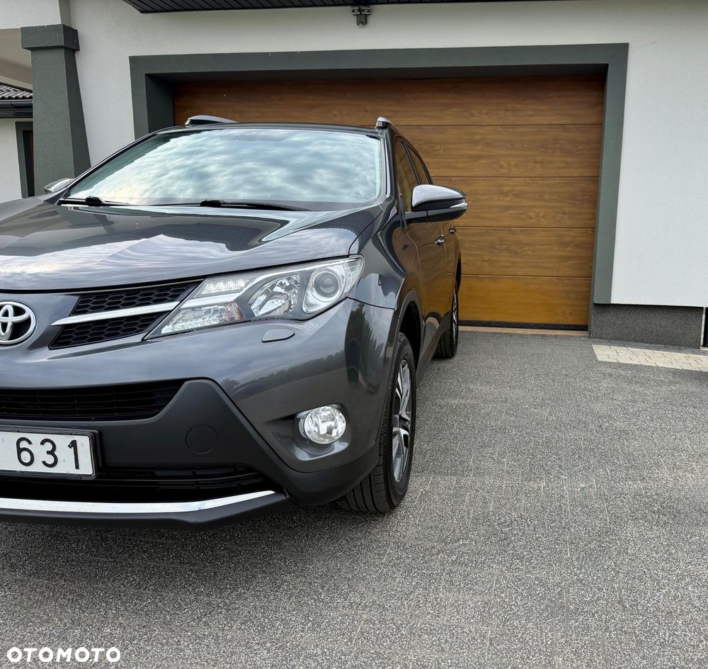 Toyota RAV4 - 2