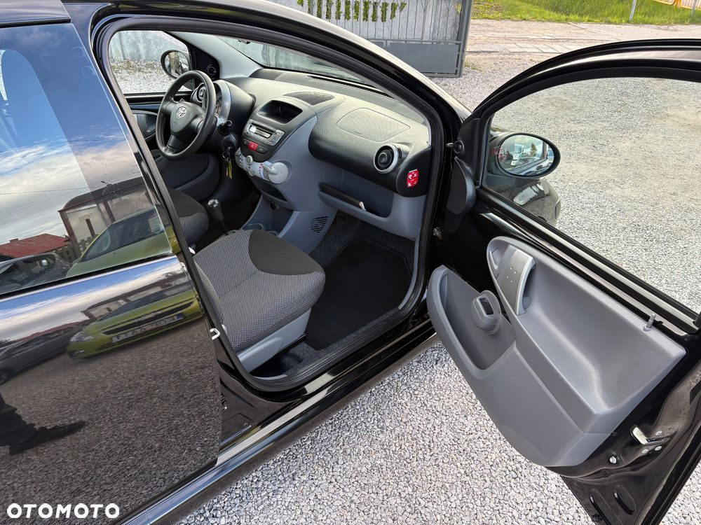 Toyota Aygo Cool - 25