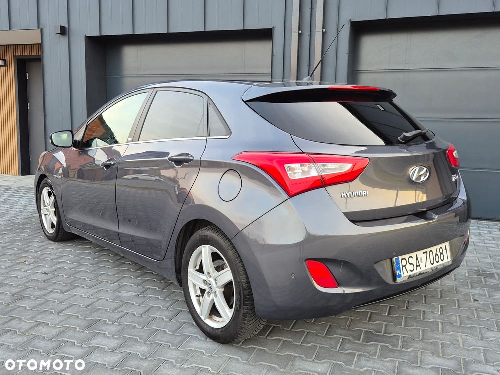 Hyundai i30 1.6 GDI Premium - 5