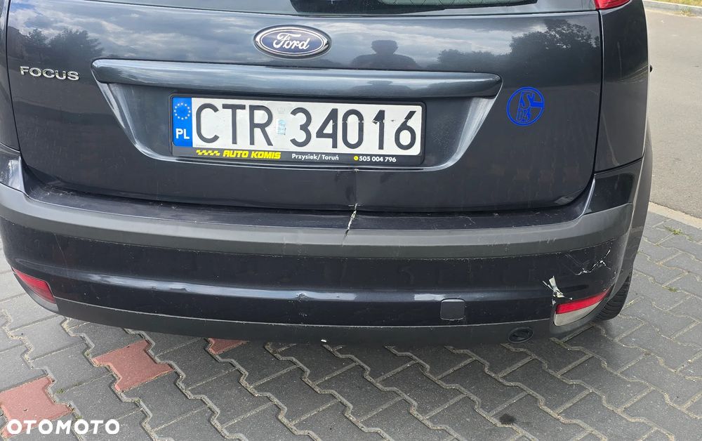 Ford Focus 1.6 16V Ambiente - 18