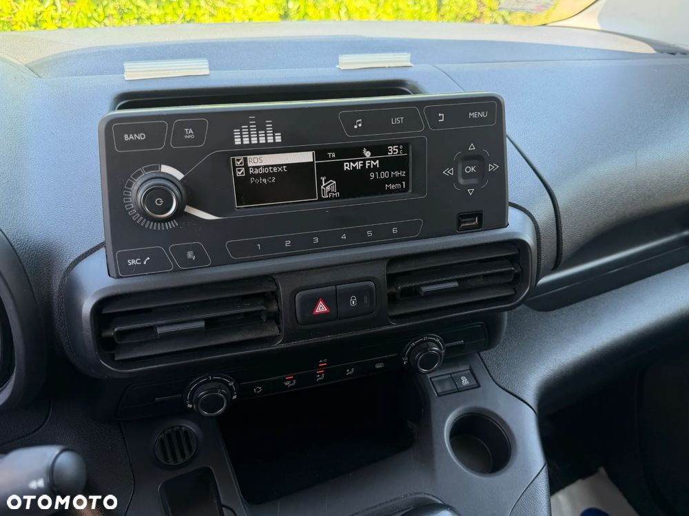 Citroën BERLINGO - 17