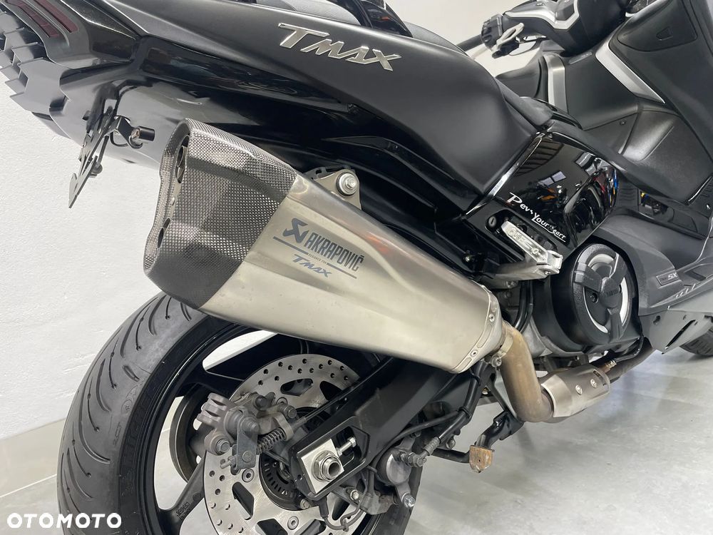 Yamaha Tmax - 22
