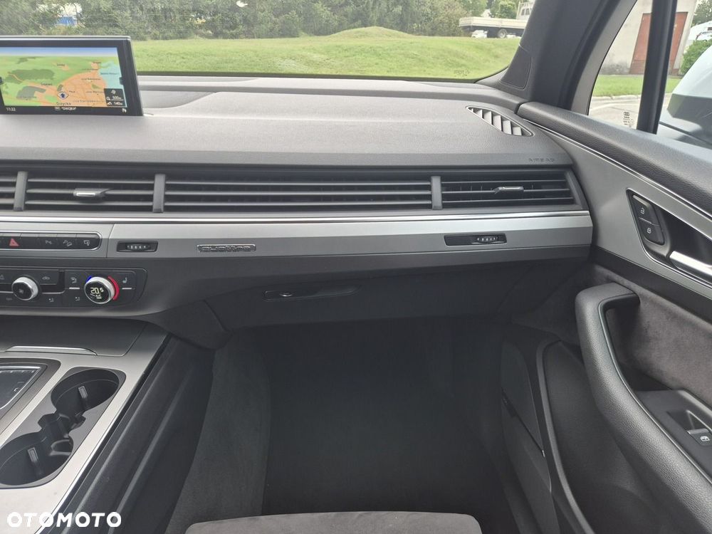 Audi Q7 3.0 TDI ultra Quattro Tiptronic - 27