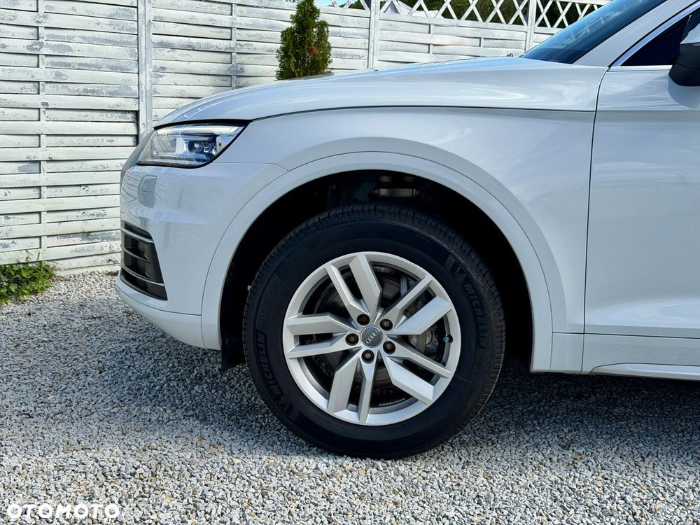 Audi Q5 45 TFSI quattro S tronic design - 23