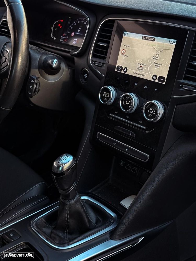 Renault Mégane Sport Tourer 1.5 Blue dCi Intens - 4