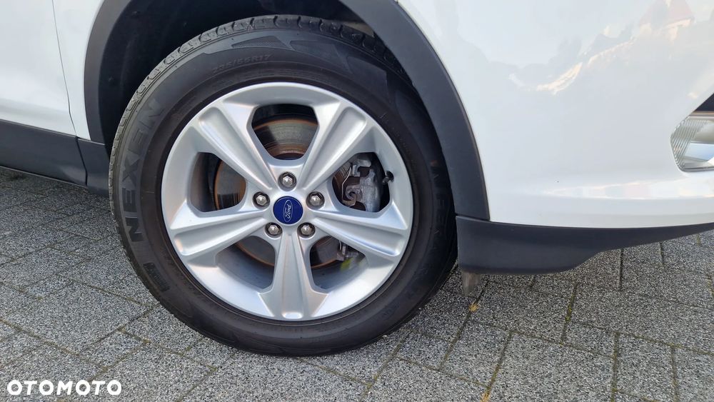 Ford Kuga 2.0 TDCi 2x4 Titanium - 31