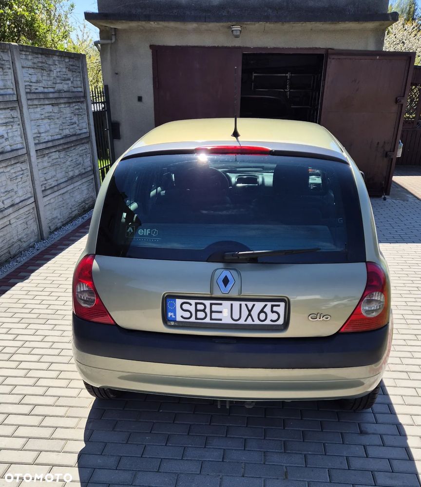 Renault Clio - 6