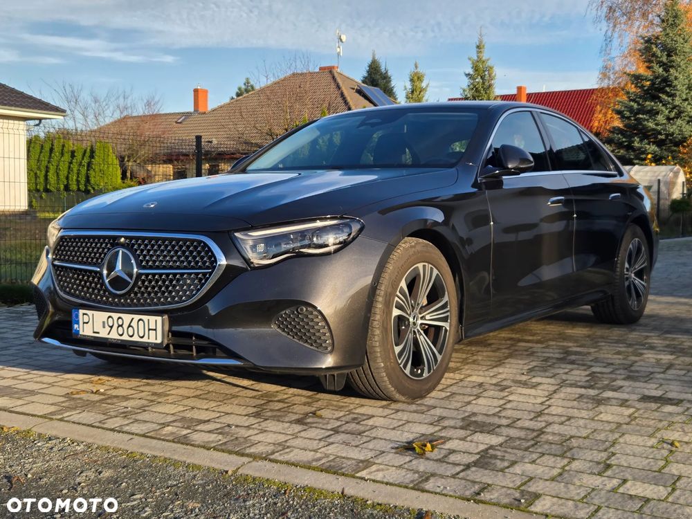 Mercedes-Benz Klasa E 220 d 9G-TRONIC Edition AVANTGARDE - 4
