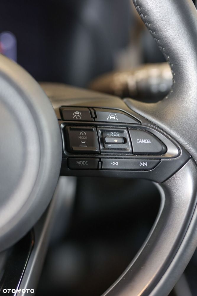 Toyota Yaris Hybrid 1.5 Style - 35