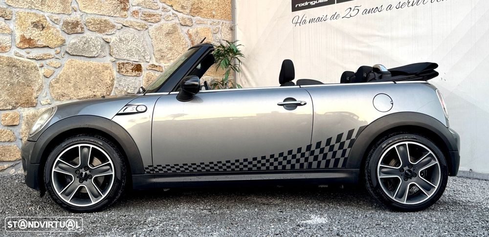 MINI Cabrio Cooper S - 28