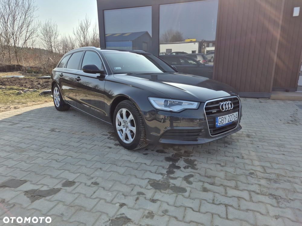 Audi A6 Avant - 1