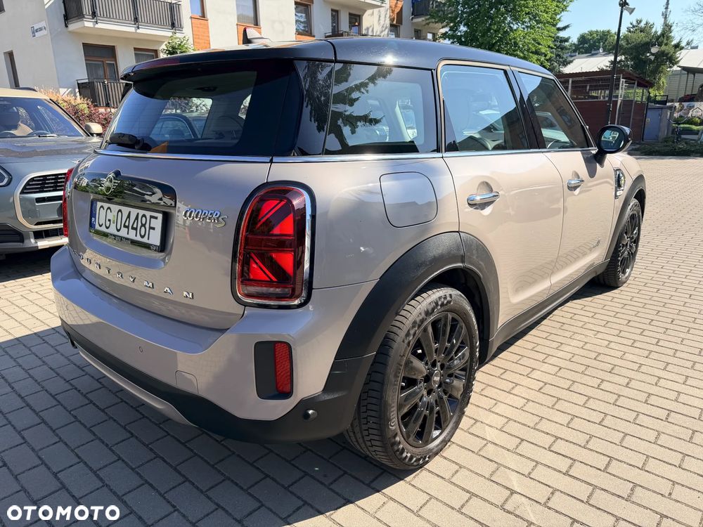 MINI Countryman Cooper SE ALL4 - 5
