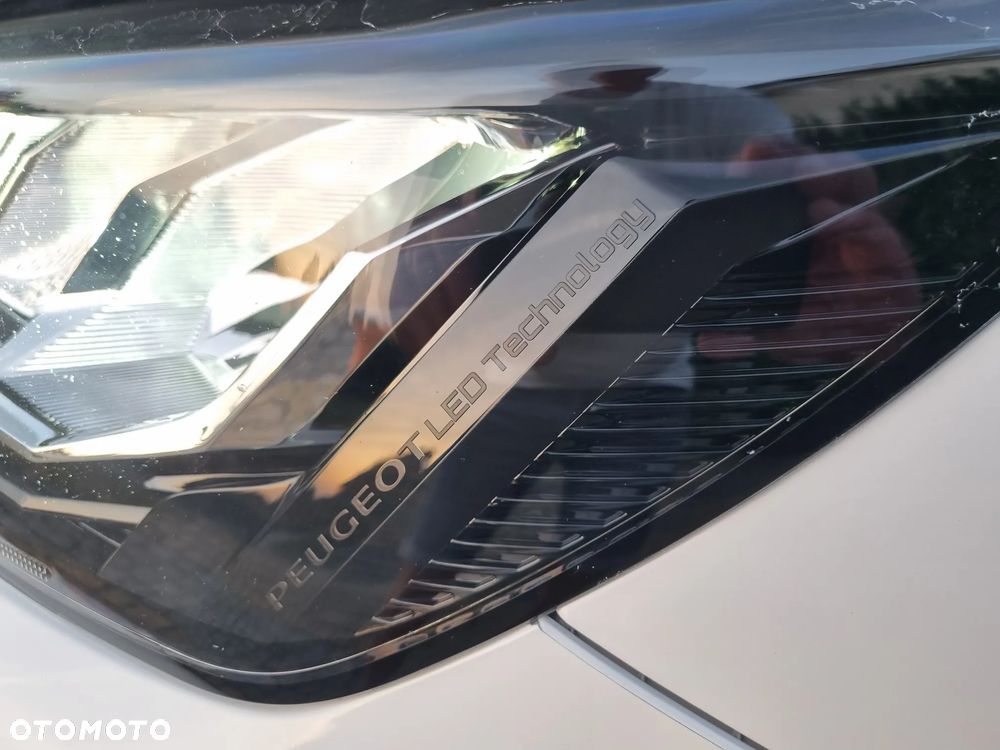 Peugeot 2008 PureTech 130 GPF Stop&Start Allure - 30