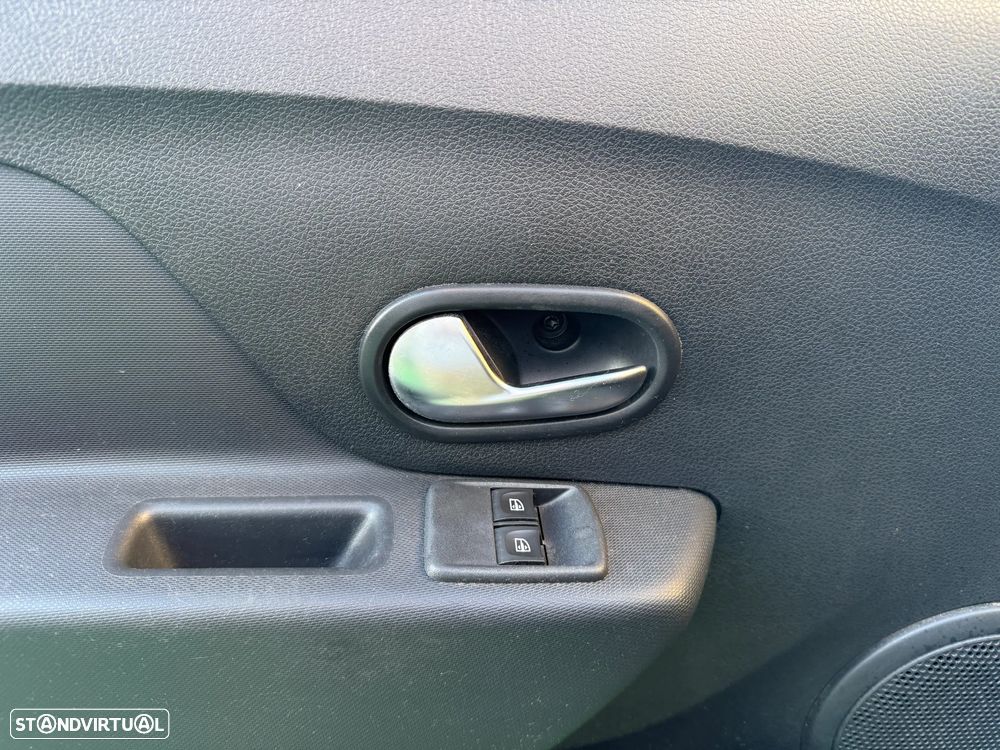 Dacia Sandero Stepway SCe 75 Essential - 22