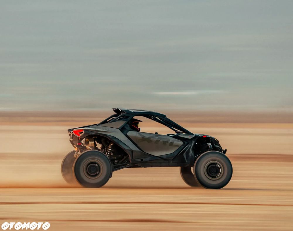Can-Am Maverick - 8