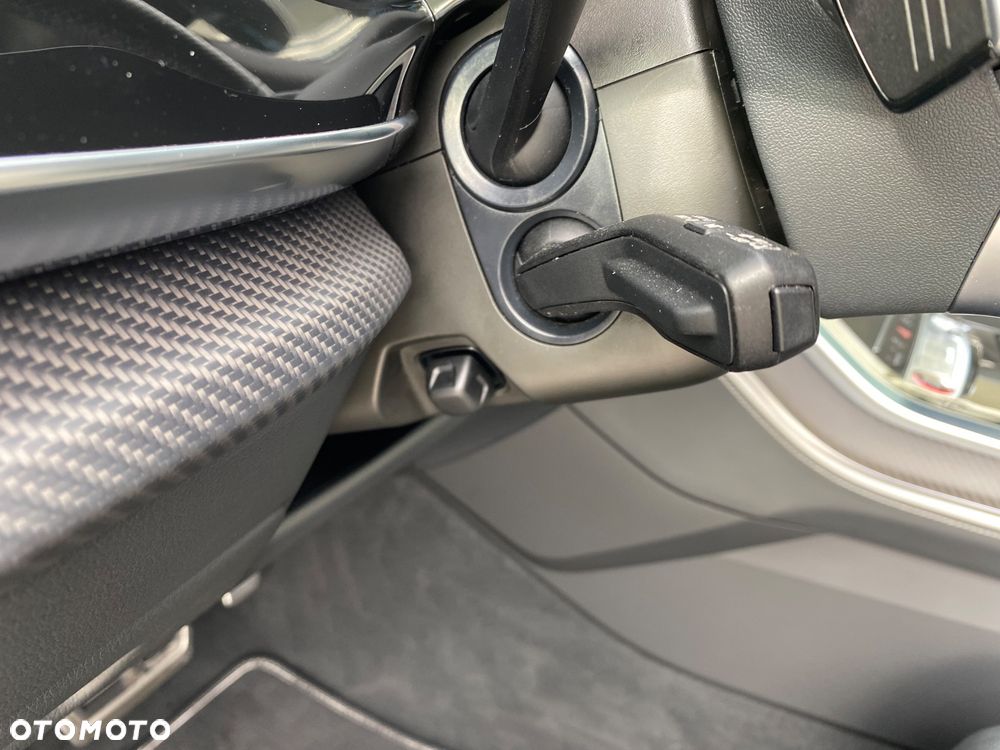 Audi RS Q8 - 22