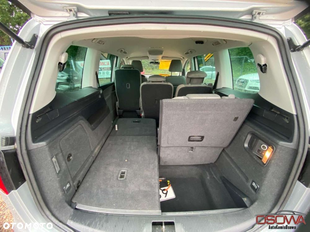 Volkswagen Sharan 2.0 TDI DPF BlueMotion Comfortline - 25