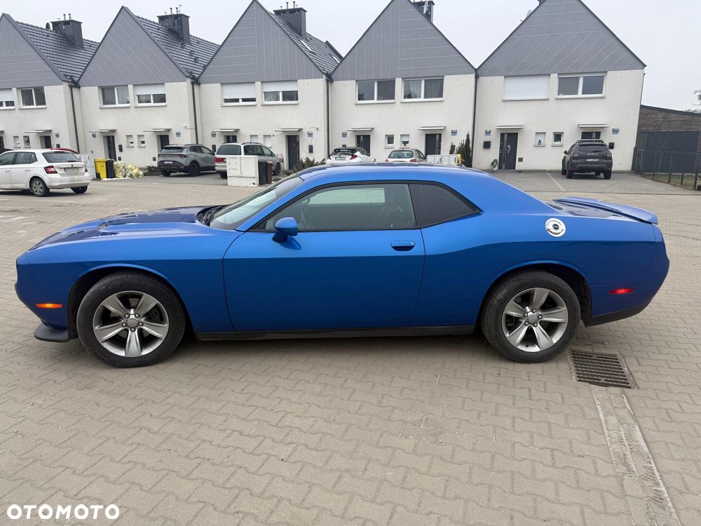 Dodge Challenger Automatik SXT Plus - 3