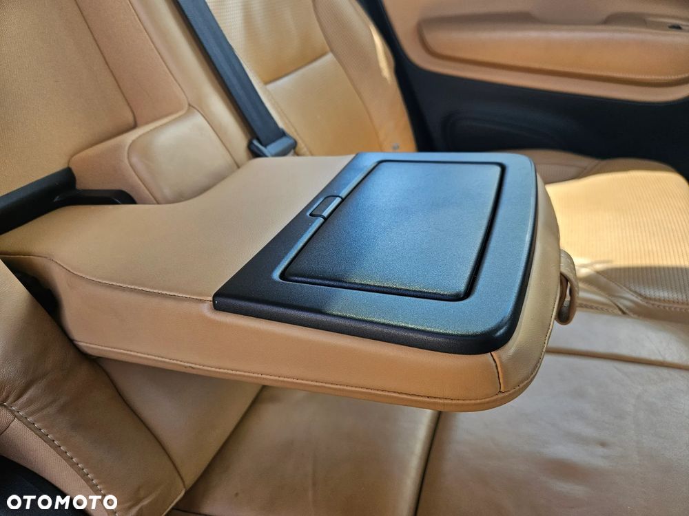 Volvo XC 90 D5 AWD Inscription 7os - 13