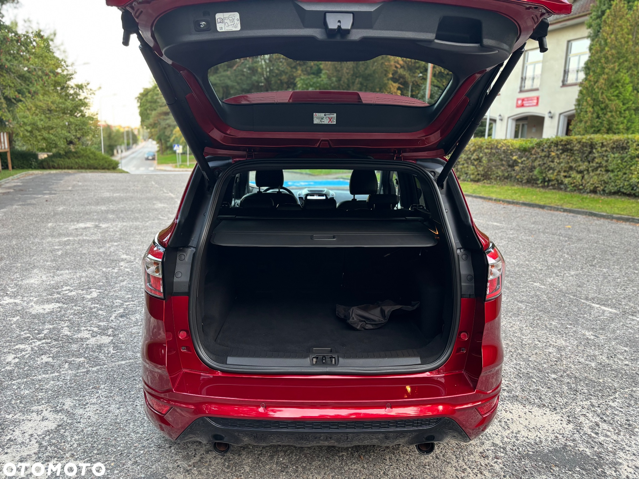 Ford Kuga - 25