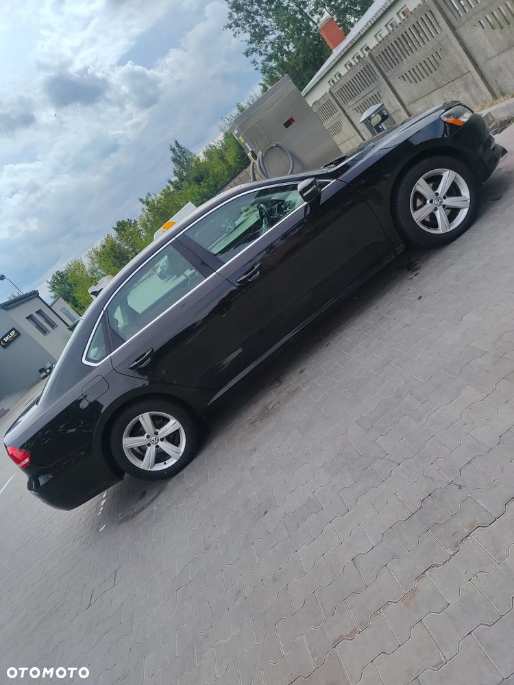 Volkswagen Passat 1.8 TSI BMT Highline DSG - 1
