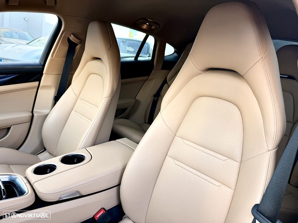Porsche Panamera 4 E-Hybrid Platinum Edition - 24