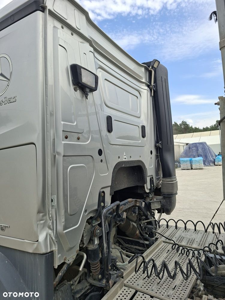 Mercedes-Benz Actros 1843 - 8