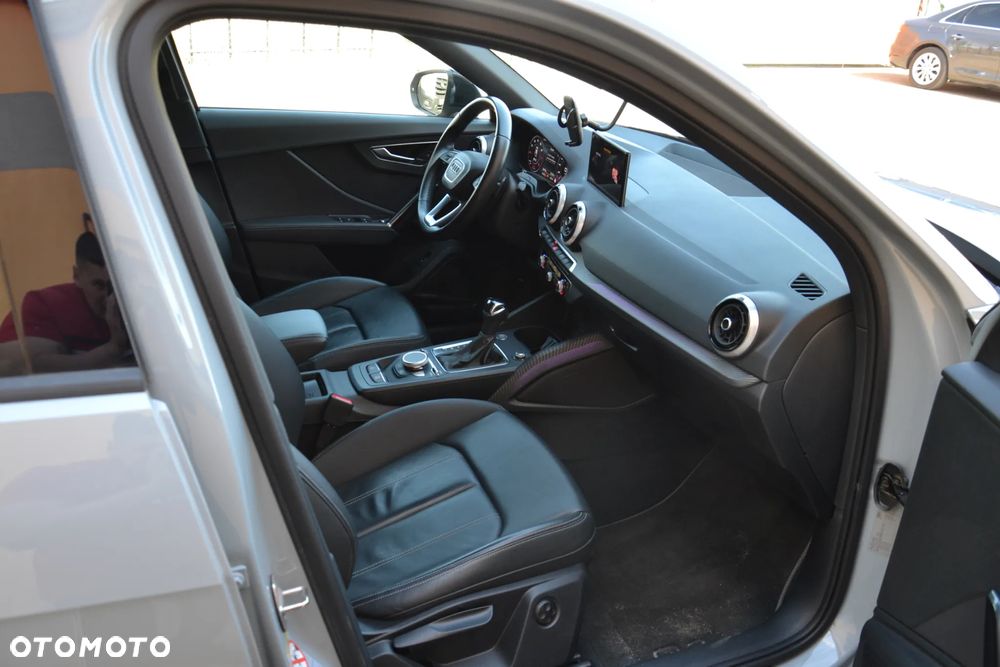 Audi Q2 35 TFSI S tronic S line - 34