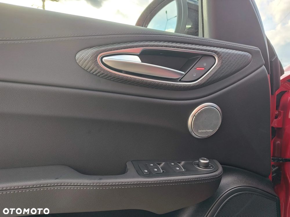 Alfa Romeo Giulia 2.9 Bi Turbo V6 Quadrifoglio - 19