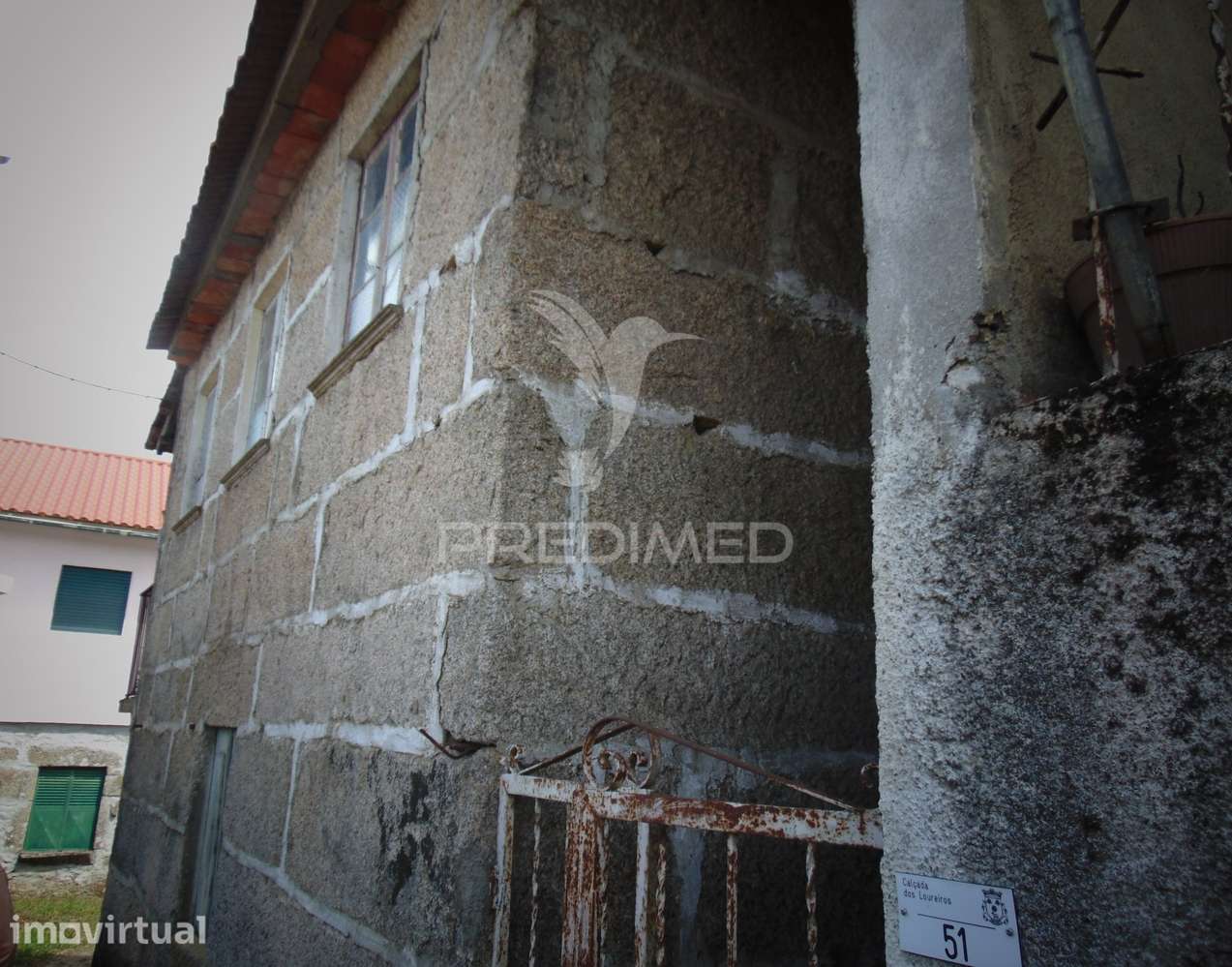 Casa de Campo com terreno, para recuperar, a 9 kms de Vila Real - Grande imagem: 3/32