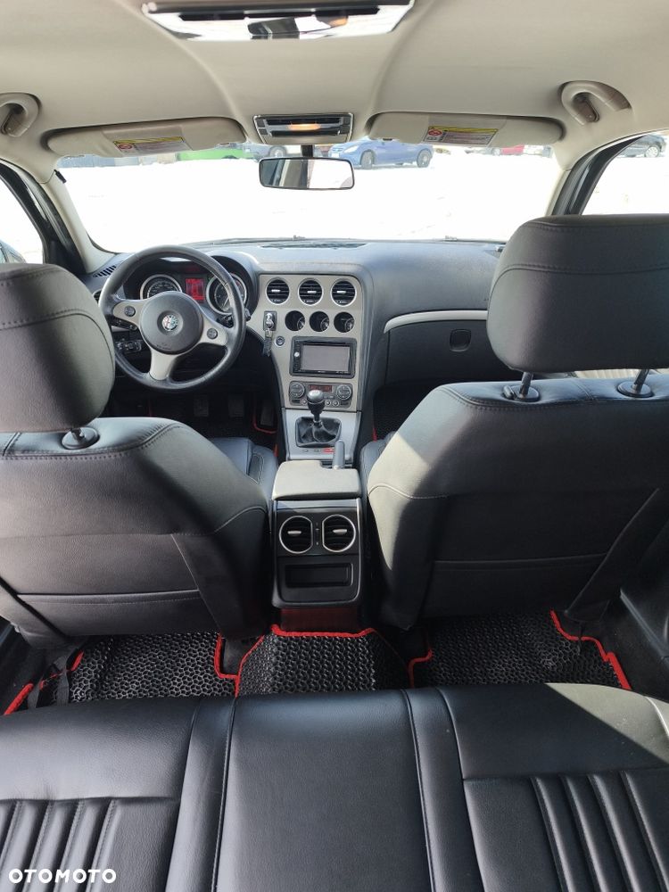 Alfa Romeo 159 - 6