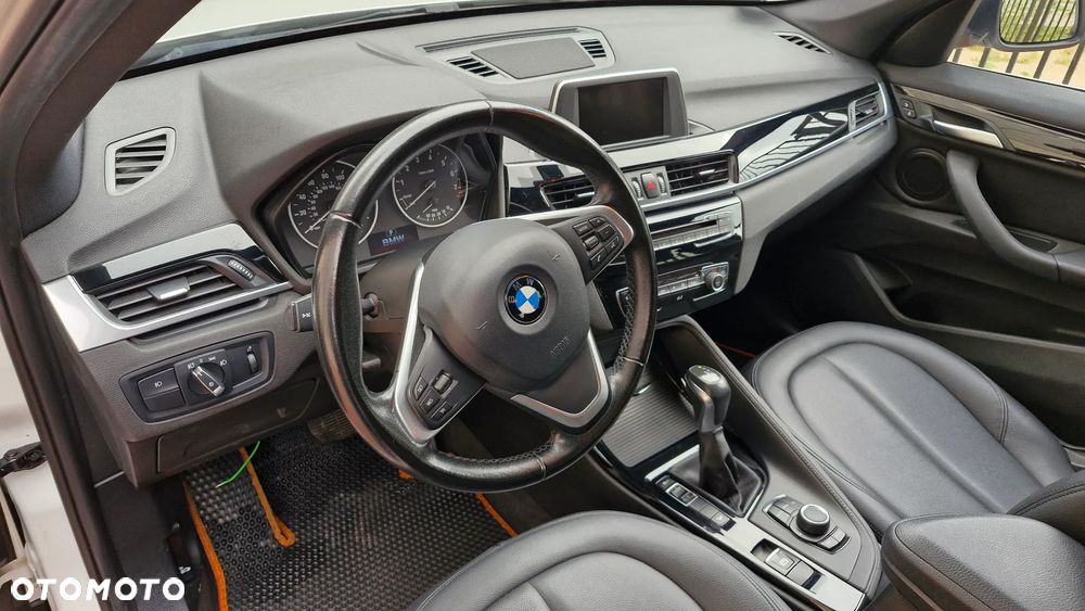 BMW X1 - 11