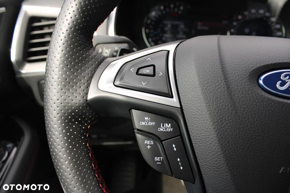 Ford S-Max - 14