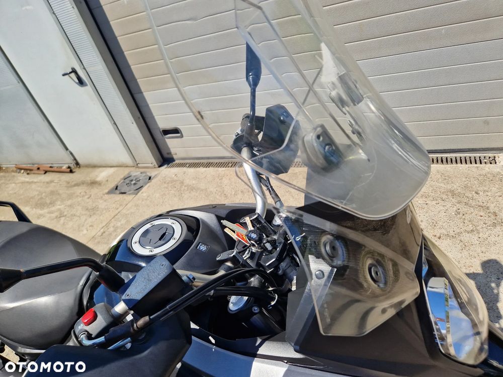 Suzuki V-STROM - 14