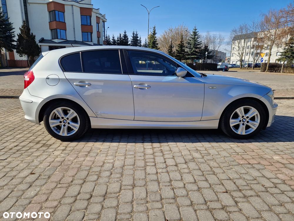 BMW Seria 1 120d DPF Edition Sport - 13