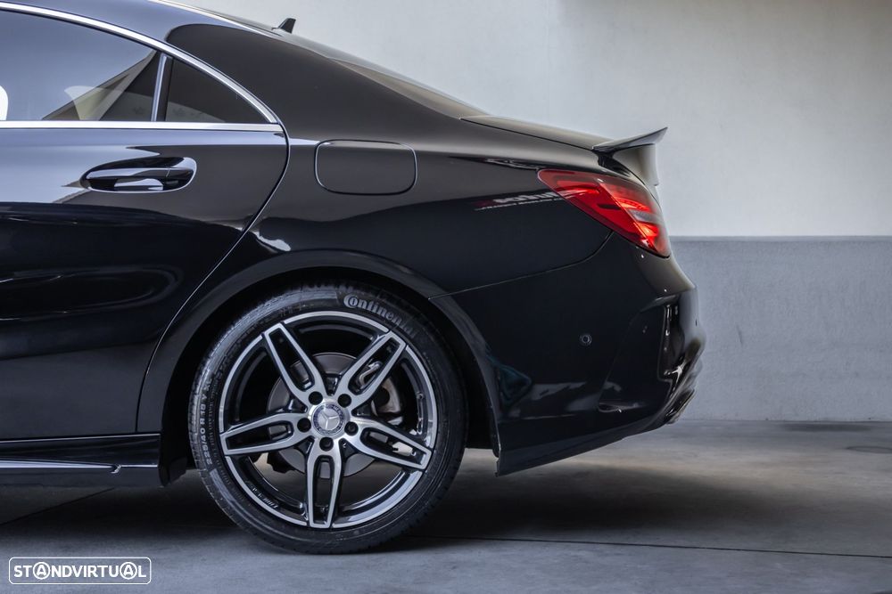 Mercedes-Benz CLA 180 d AMG Line - 12