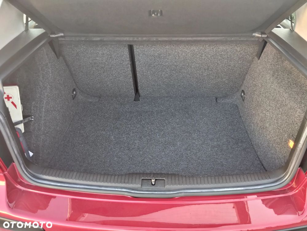 Volkswagen Golf 1.6 Basis - 5