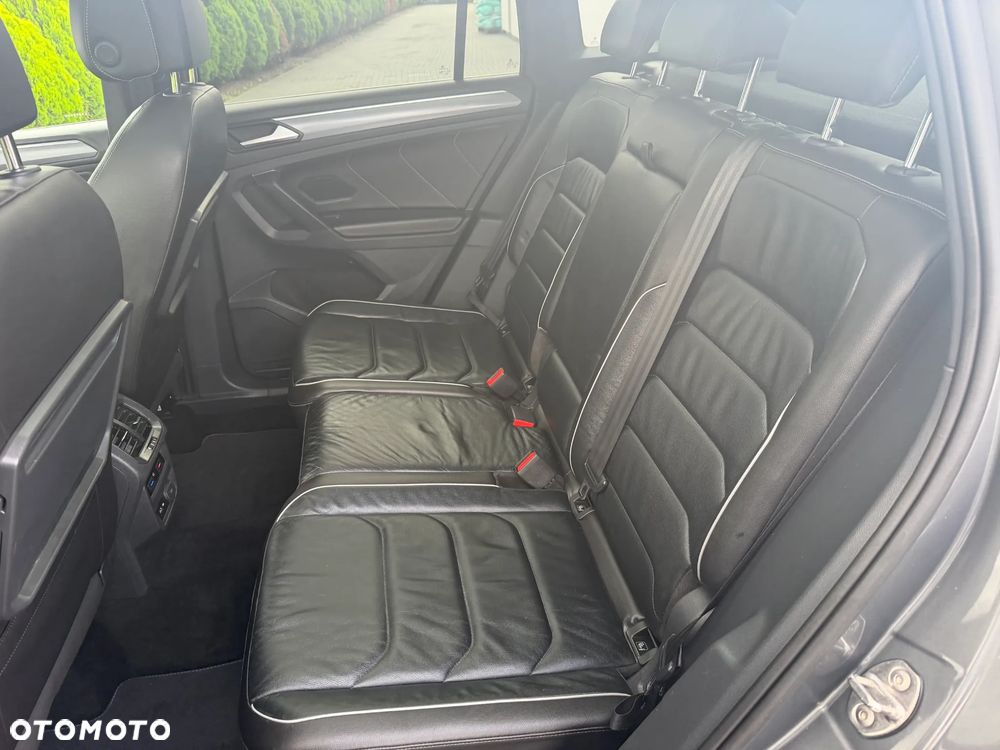 Volkswagen Tiguan 2.0 TDI SCR R-Line - 16