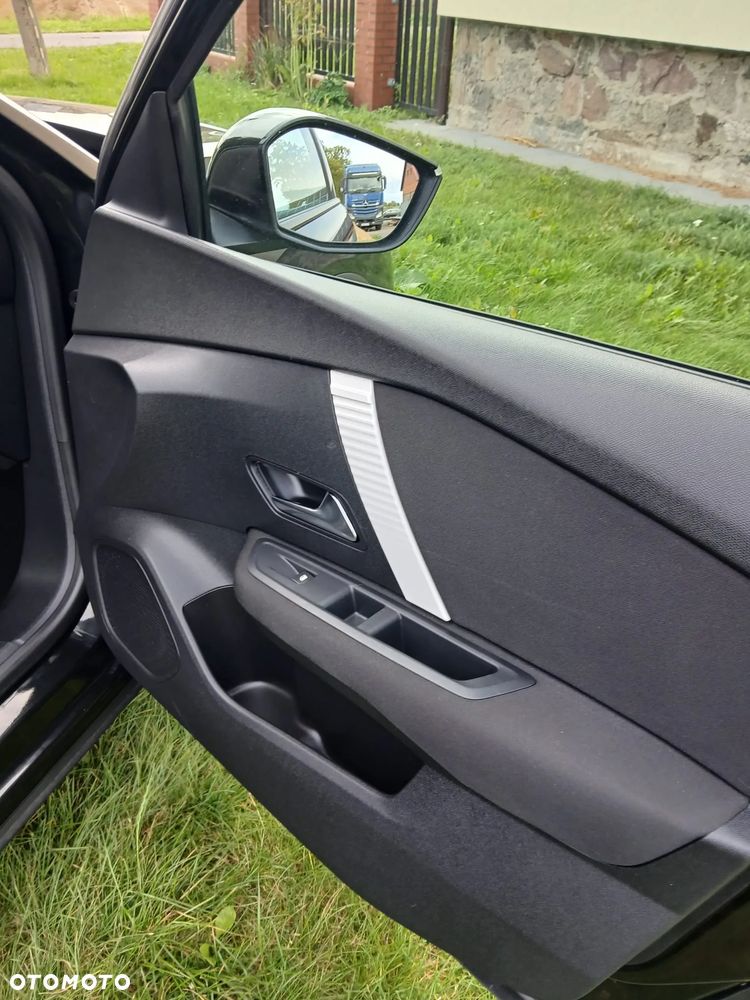 Citroën C4 BlueHDi 130 Stop&Start EAT8 FEEL PACK - 8