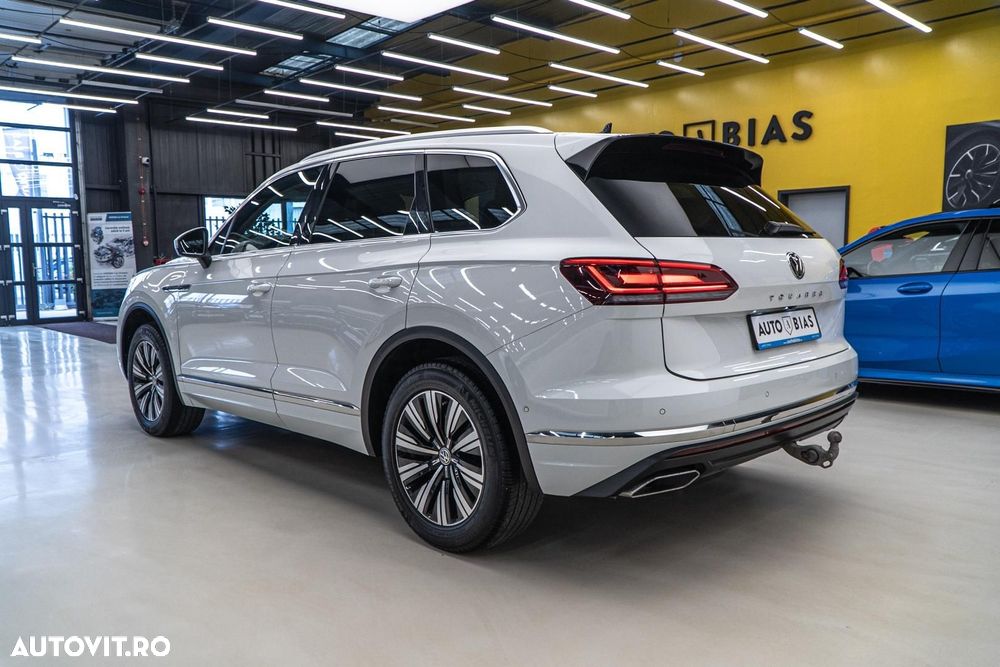 Volkswagen Touareg V6 TDI Elegance - 6
