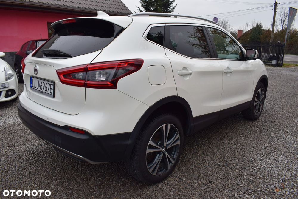 Nissan Qashqai 1.3 DIG-T TEKNA - 4